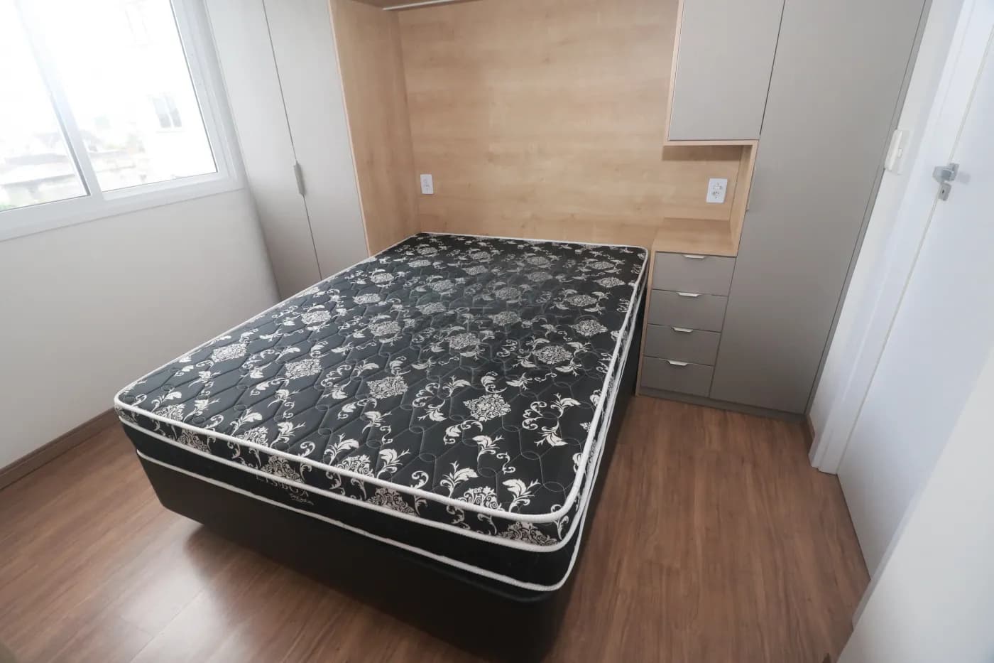 ryj2we-pelotas-apartamento-loft--studio-centro-09-12-2025_21-35-42-6938c05ebac9d.webp