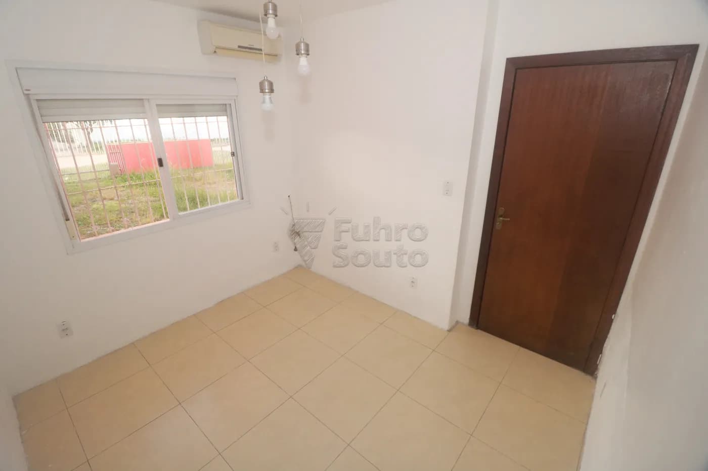 s8mmcl-pelotas-casa-padrao-laranjal-24-05-2026_21-58-38-6a139ebe05592.webp