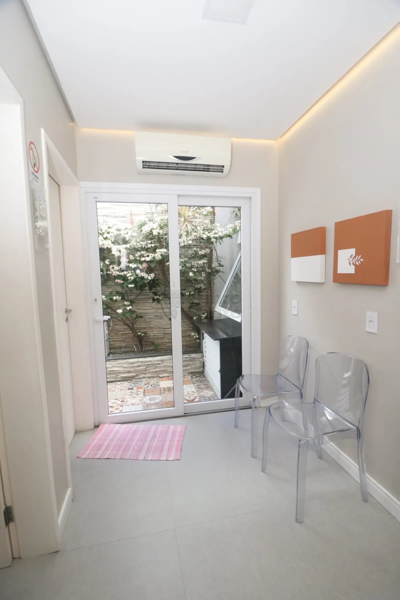 se7l8f-pelotas-comercial-sala-fora-de-condominio-centro-04-12-2025_11-14-21-16.webp