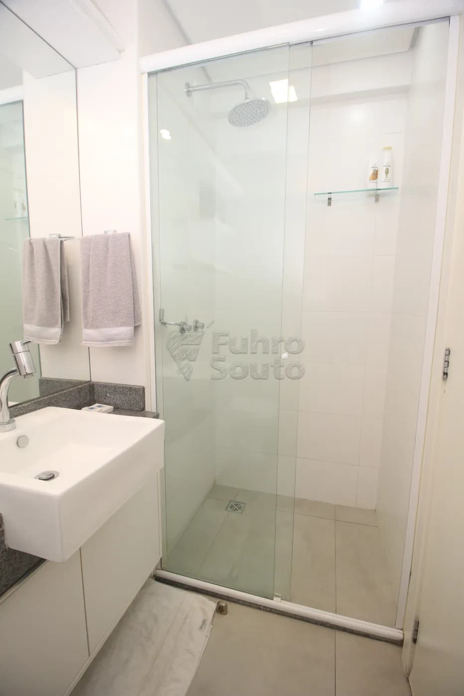 shq9ba-pelotas-apartamento-loft-studio-centro-31-05-2025_09-37-04-23.webp
