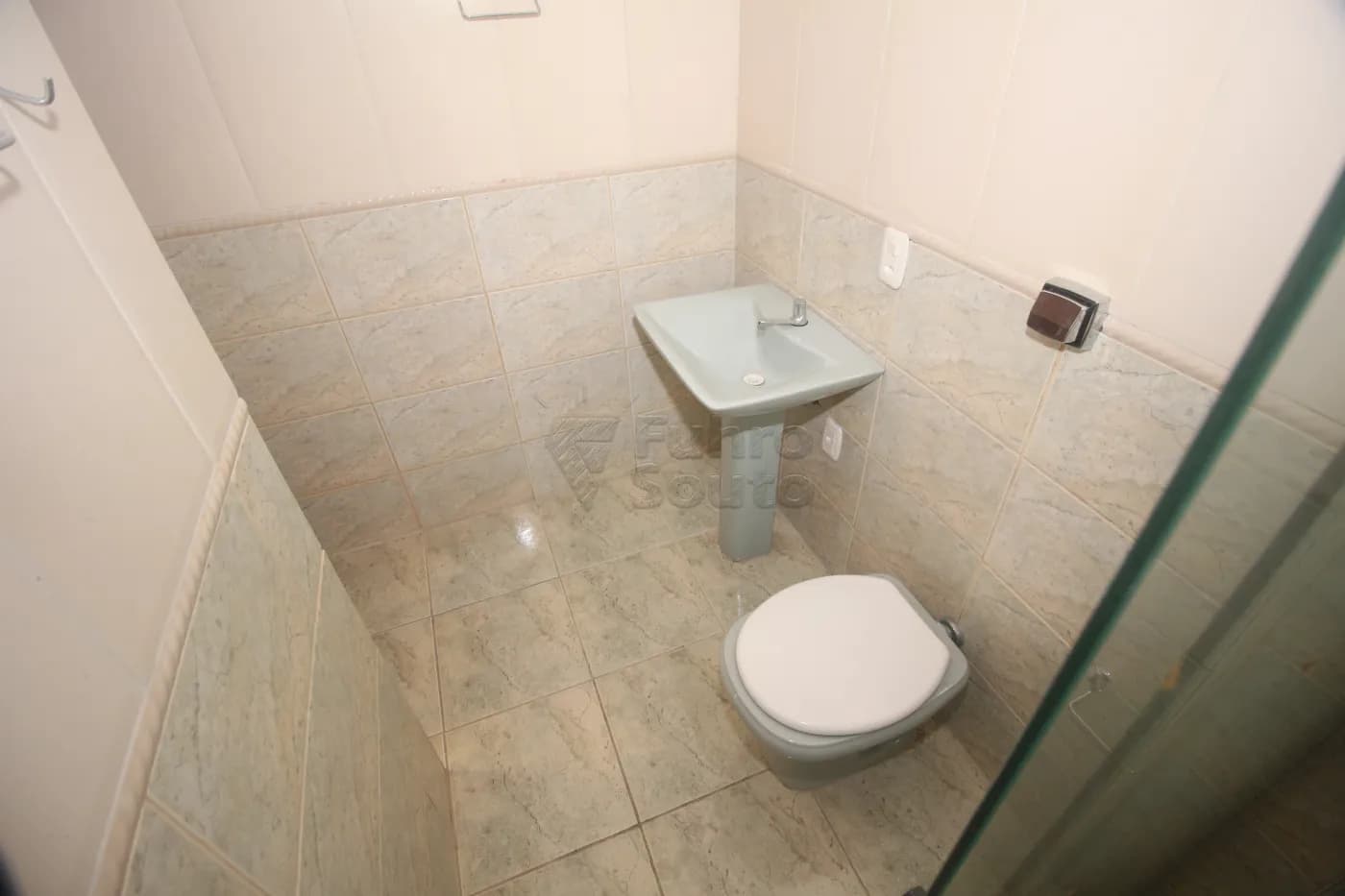 sjxi7c-pelotas-apartamento-fora-de-condominio-centro-02-04-2025_09-01-40-19.webp