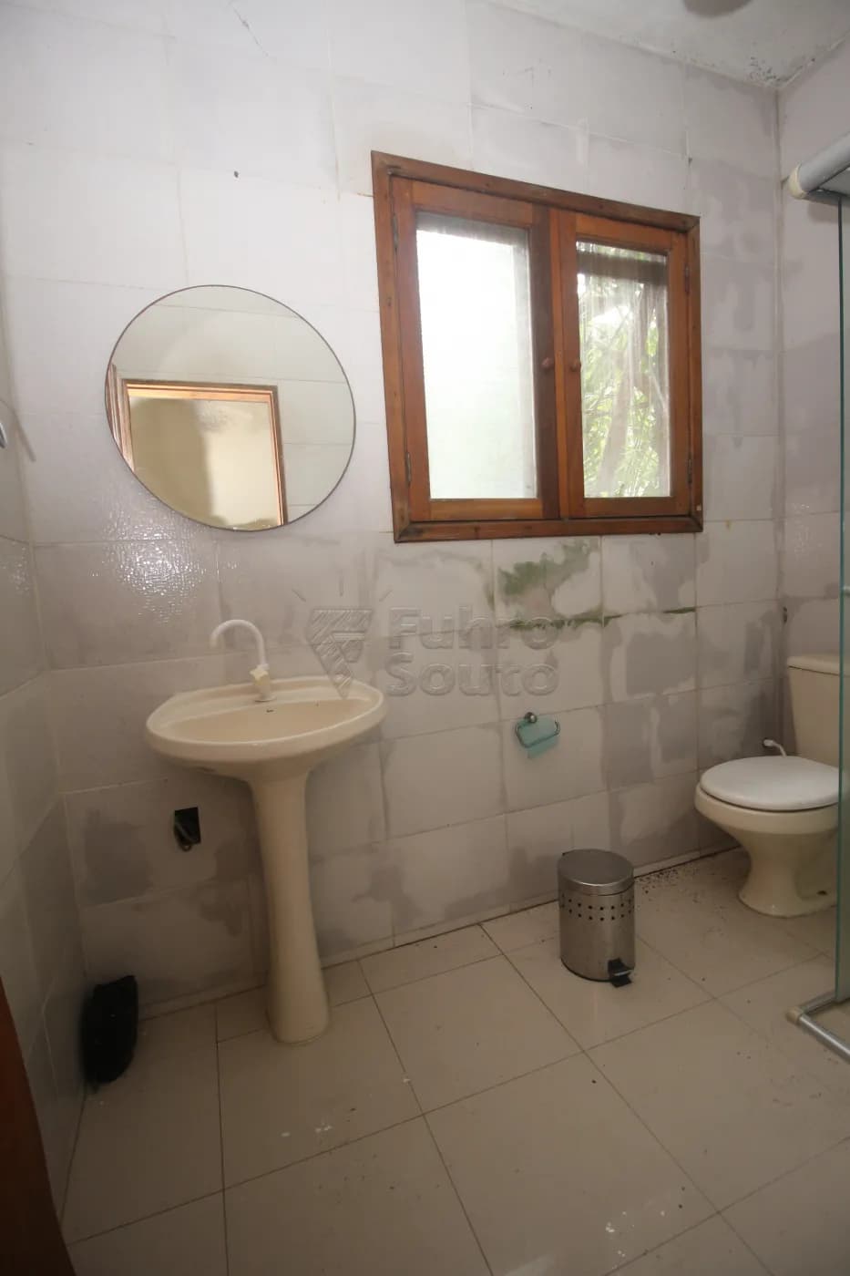 sl446a-pelotas-casa-padrao-centro-07-11-2024_02-32-40-17.webp