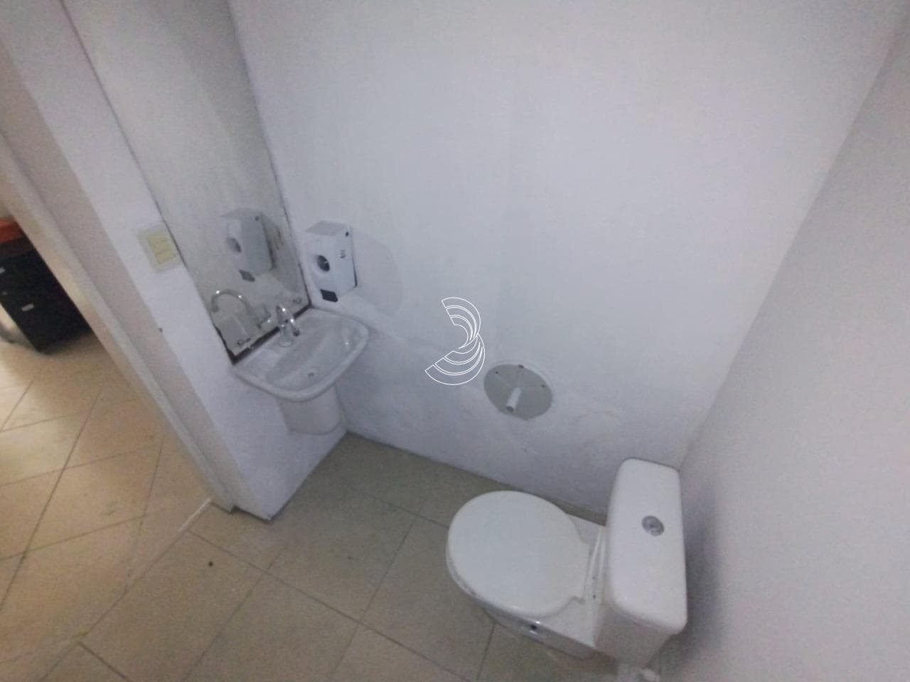slup6r-i1zOdjL87rf8sq3AT1Da_18145685b3572ef564_DE1Y2ZiNTRmMWM1_o_wm.jpg