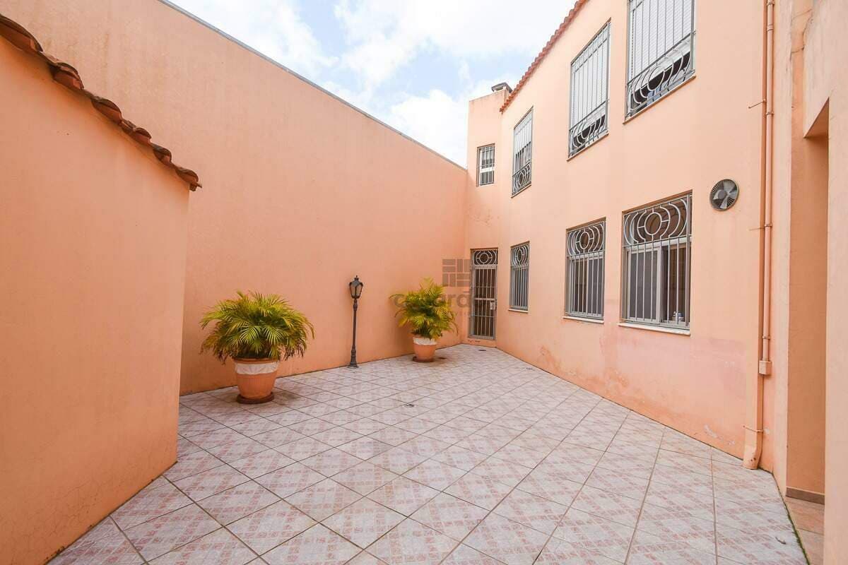 smlae-casa-comercial-8-quartos-no-pelotas-patio.jpg