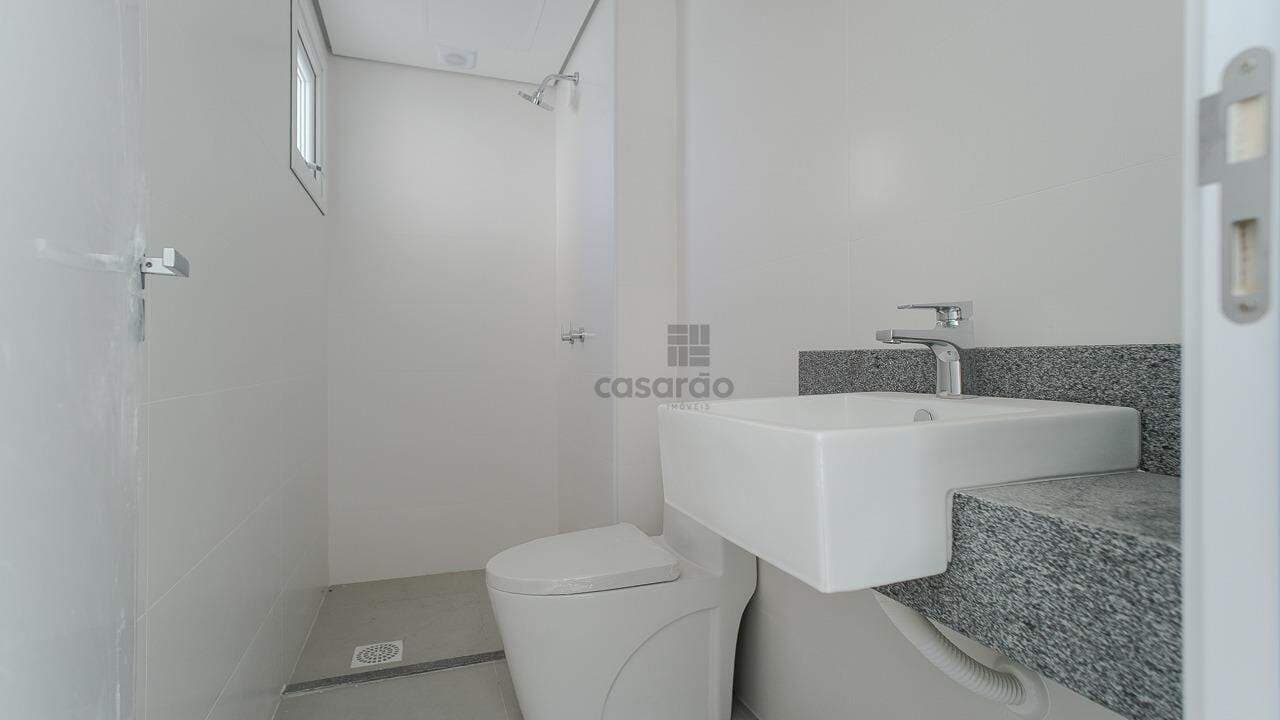 sok9q-apartamento-2-quartos-no-pelotas-banheiro-social.jpg