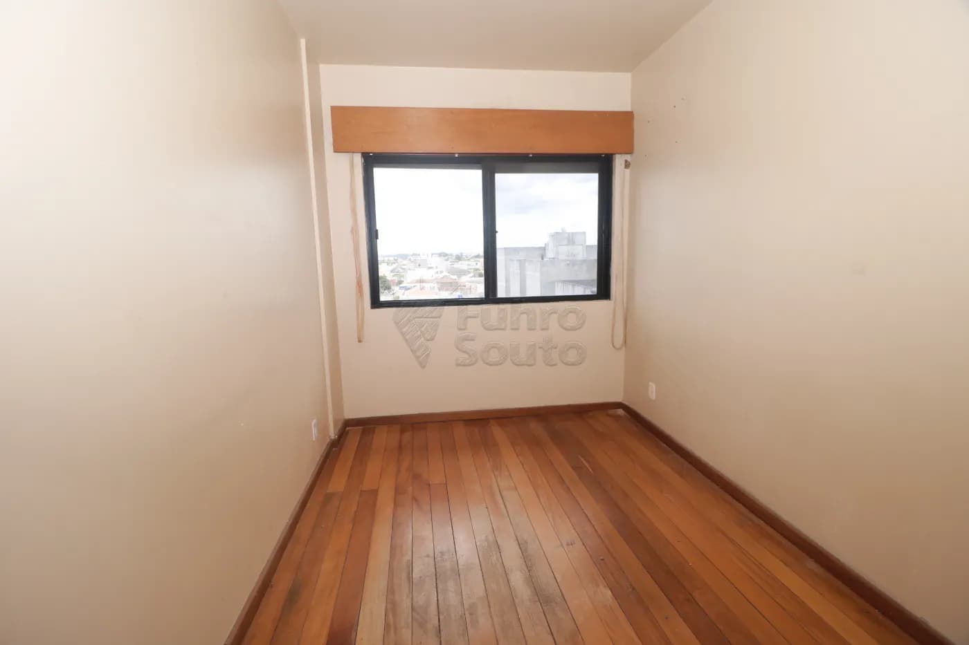 sp7gr-pelotas-apartamento-padrao-centro-21-01-2026_23-48-28-69718ffcb2b67.webp