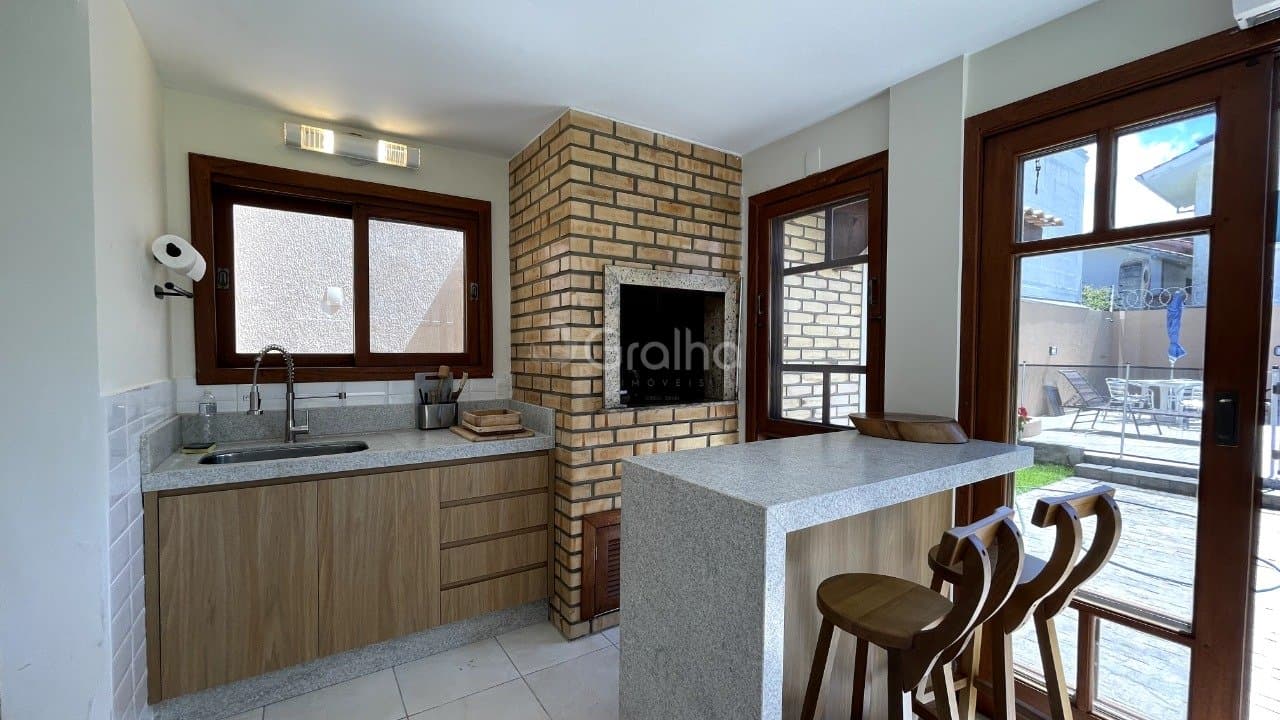 spz3wm-i19Ln39zo943Y_394566890b333008d8.jpg