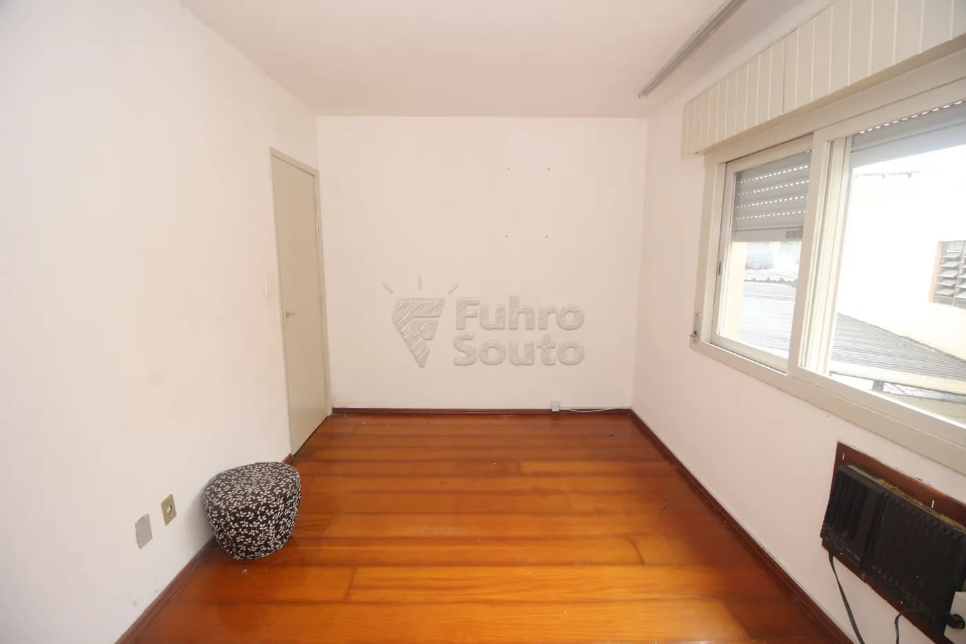 sqldk8-pelotas-apartamento-padrao-centro-18-01-2025_00-27-07-11.webp
