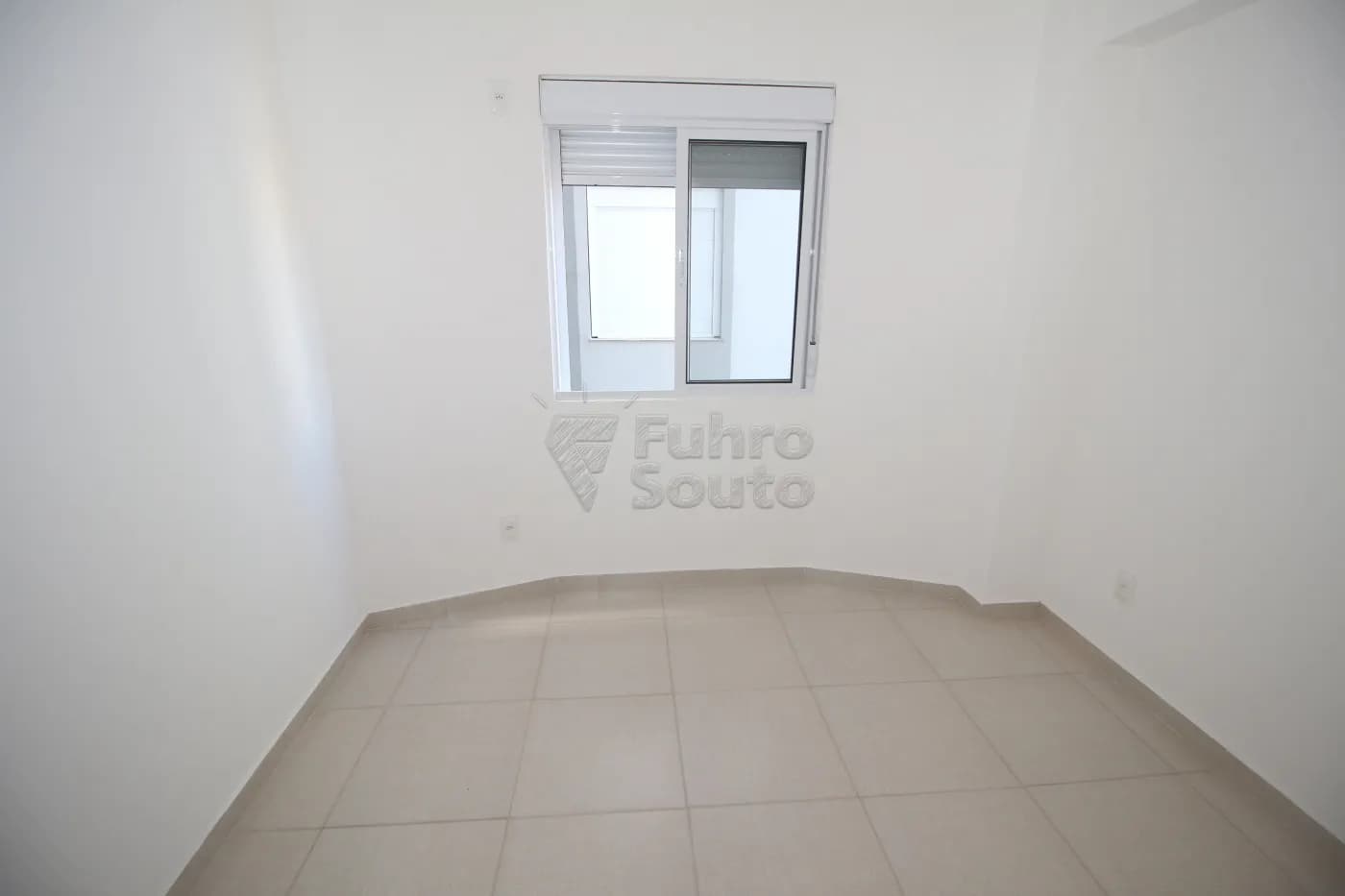 t4gusf-pelotas-apartamento-padrao-centro-16-05-2024_00-49-16-8.webp