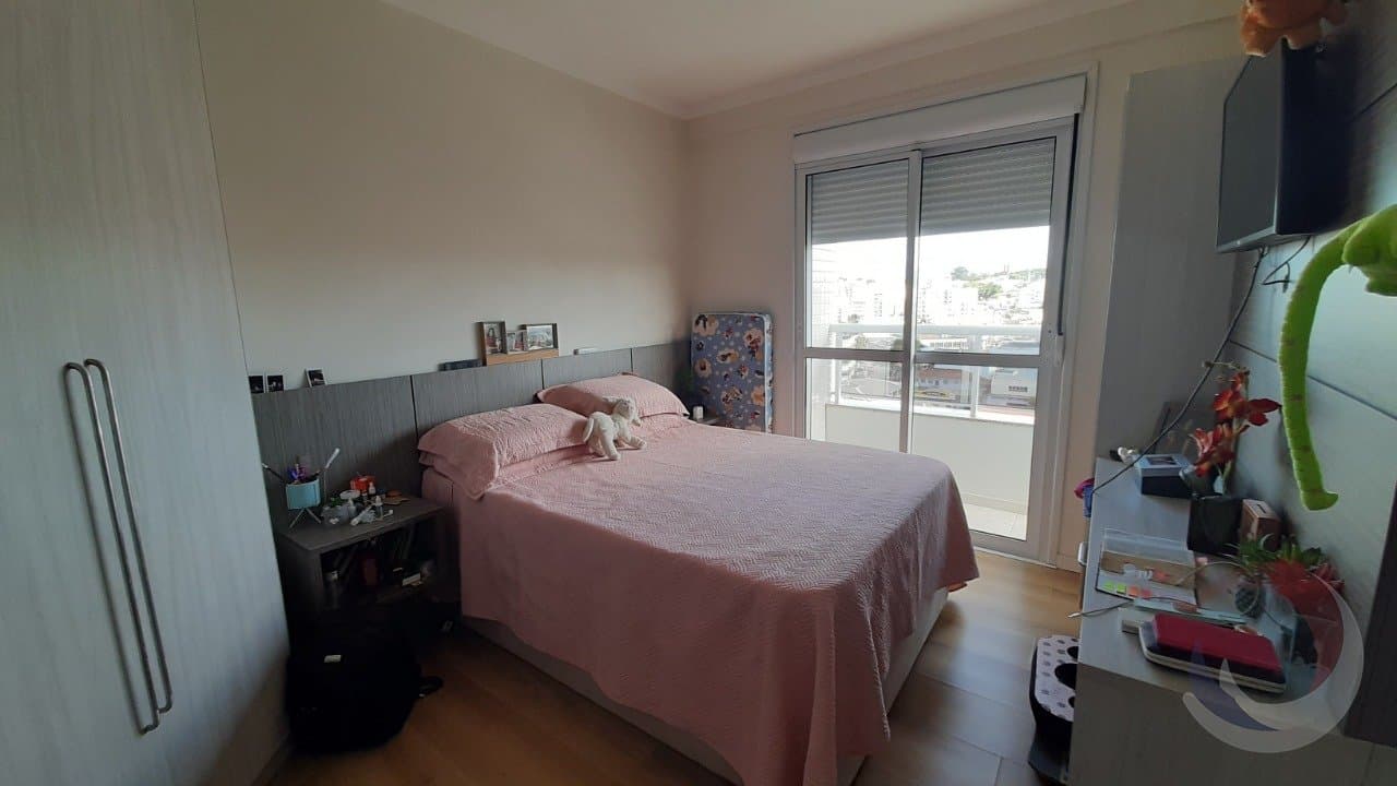 t5jxt1-iuWd41m37C12VH5I7hwe5_24740627c0ad4b2612.jpg