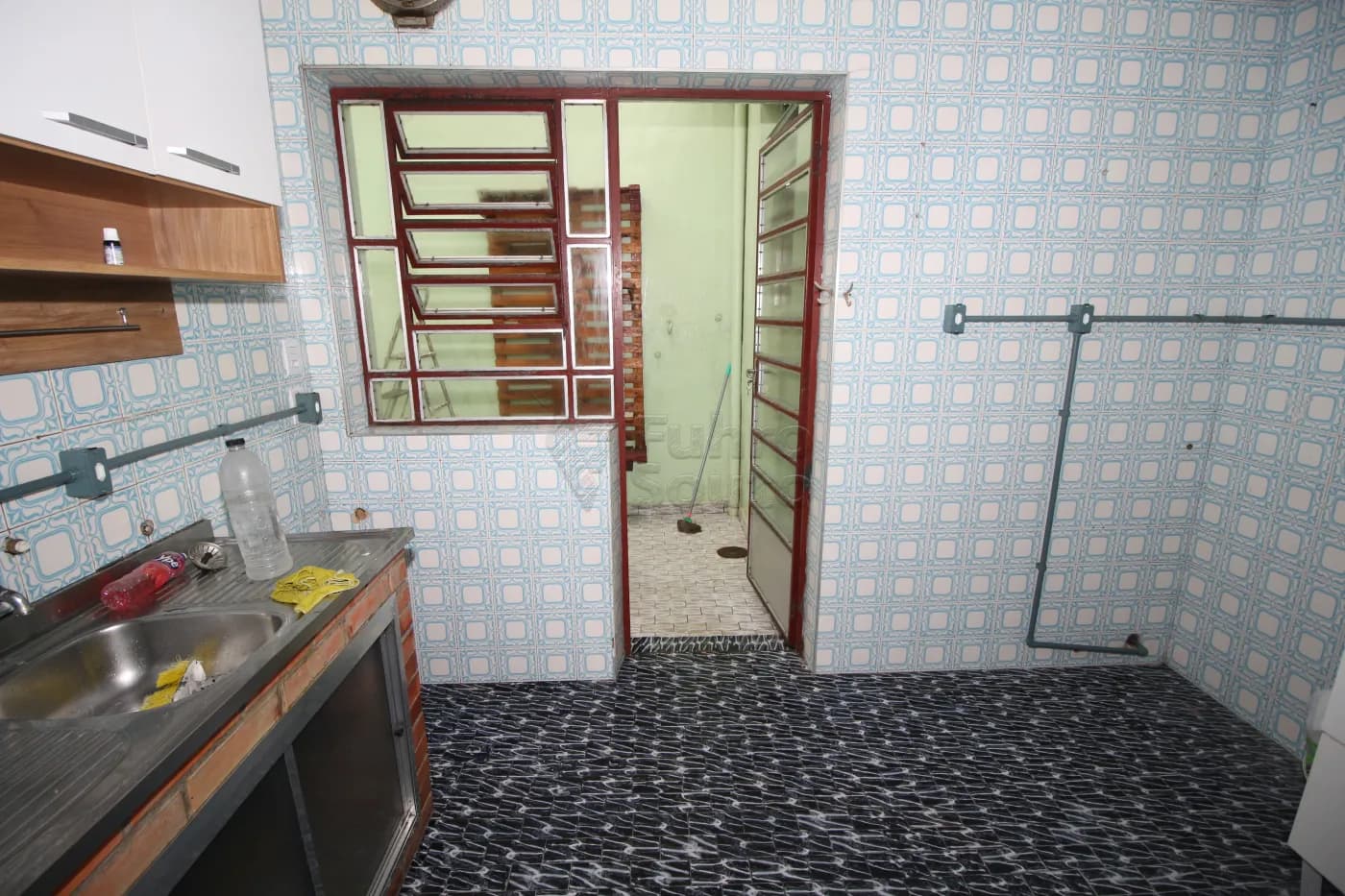 t640id-pelotas-casa-padrao-centro-04-05-2024_23-00-07-15.webp