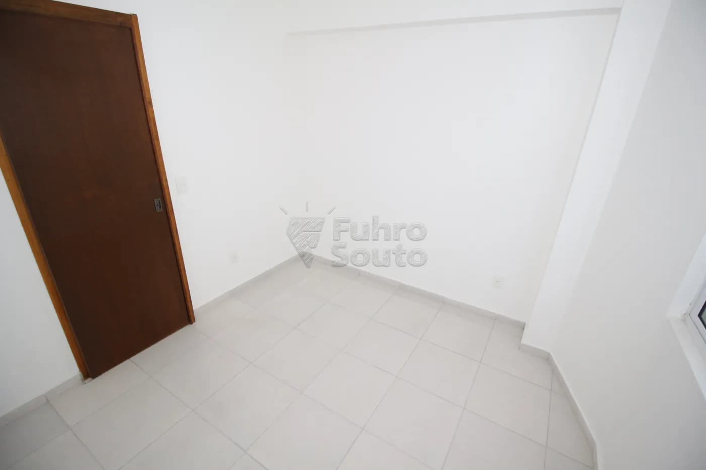 tcobiw-pelotas-apartamento-padrao-centro-16-05-2024_00-42-02-13.webp