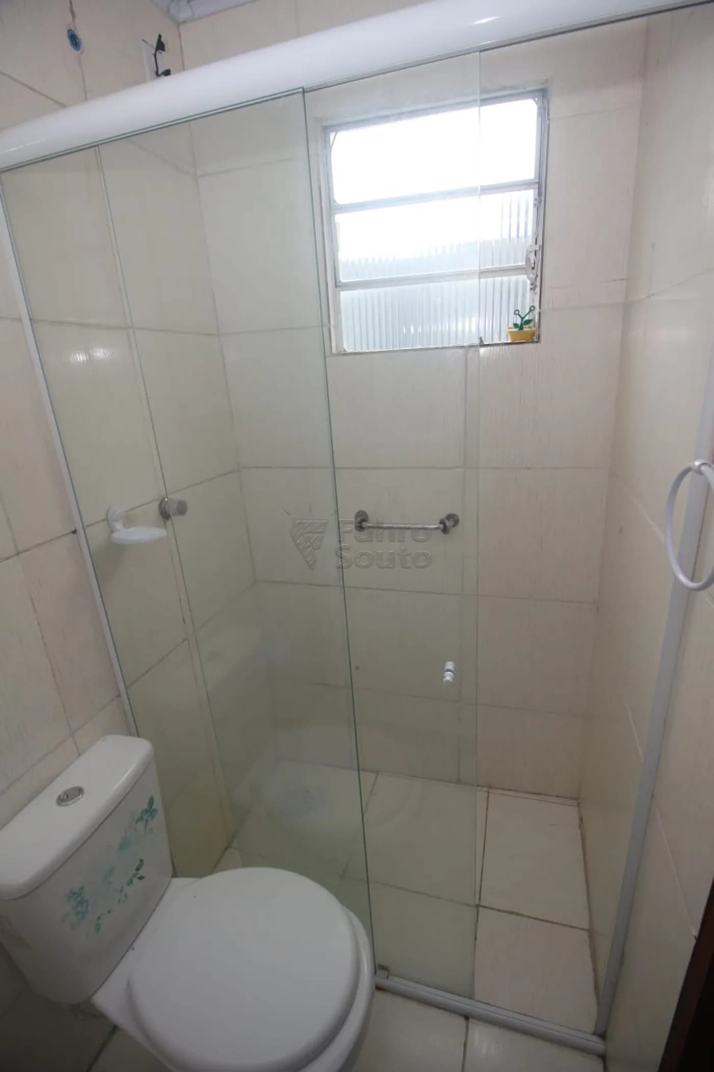 tej2v-pelotas-casa-padrao-centro-28-10-2025_14-28-14-28.webp