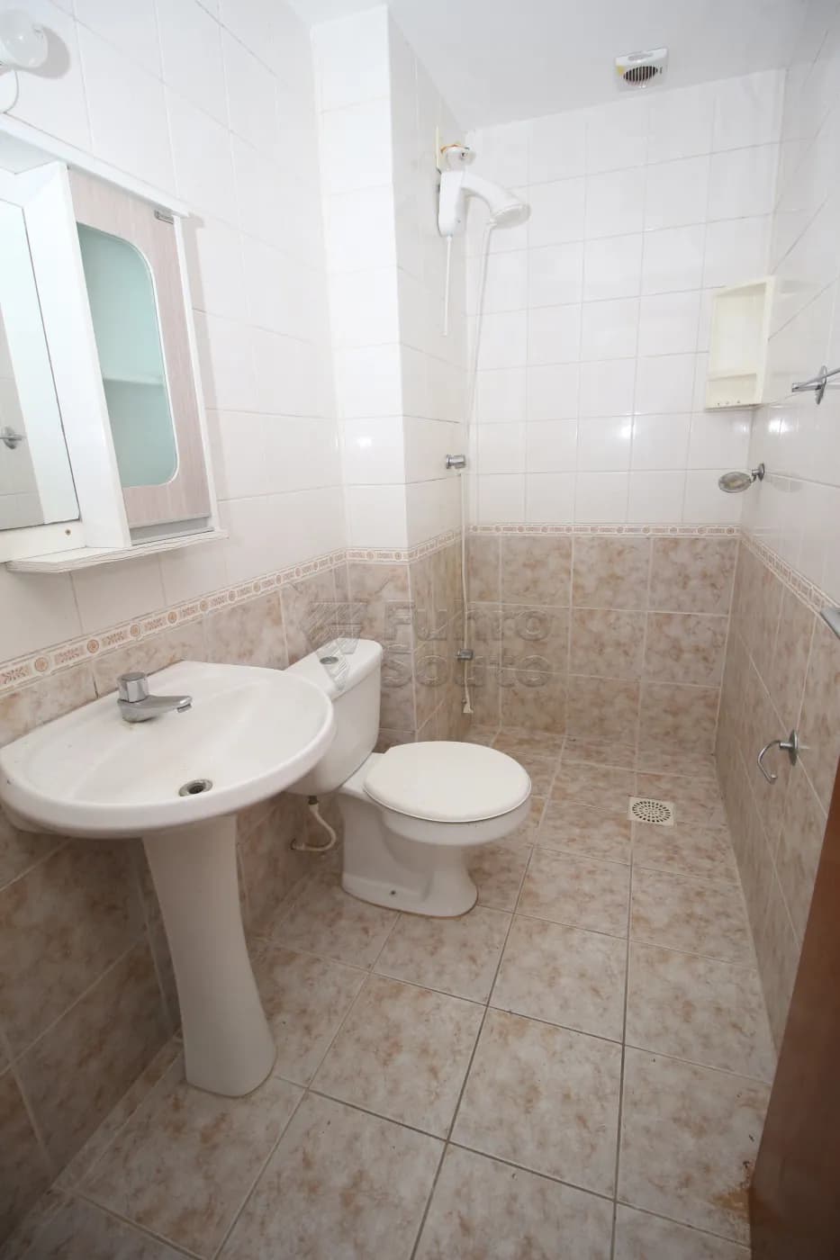 tenh4-pelotas-apartamento-padrao-centro-20-06-2024_23-54-26-20.webp
