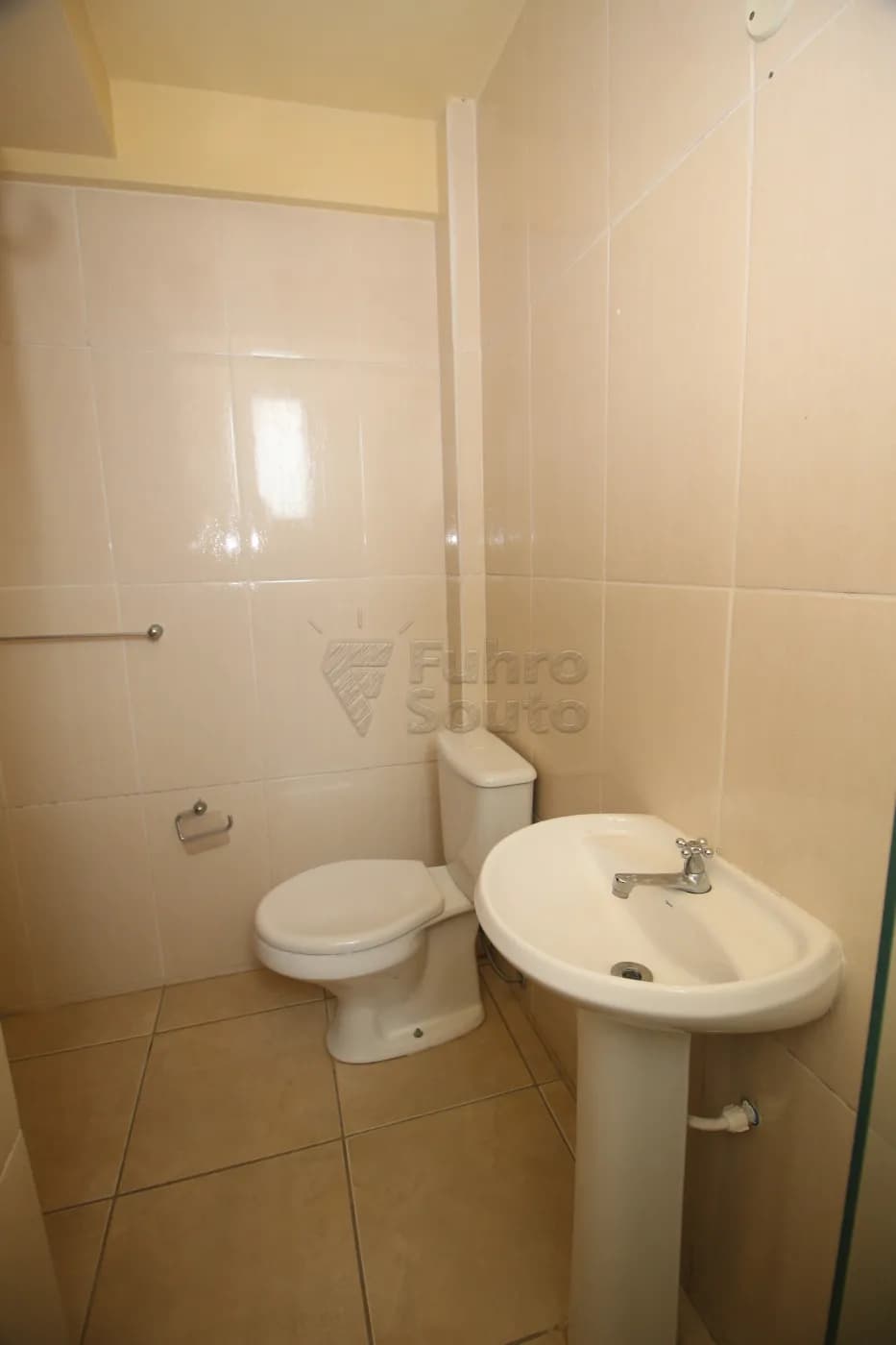 tf7rjv-pelotas-apartamento-padrao-centro-28-03-2025_00-34-50-22.webp