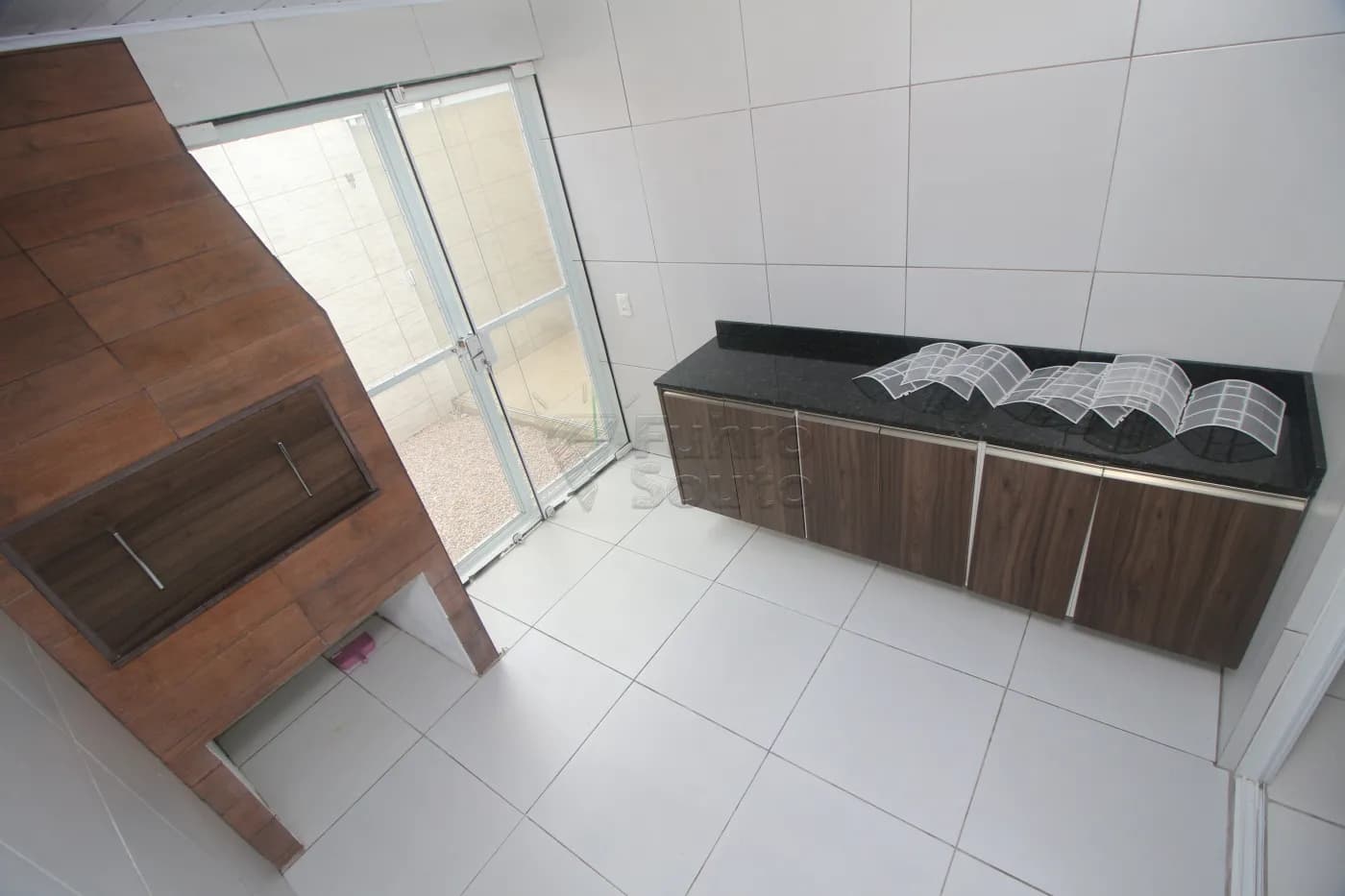 tlm0e-pelotas-casa-condominio-areal-11-12-2024_01-43-39-31.webp