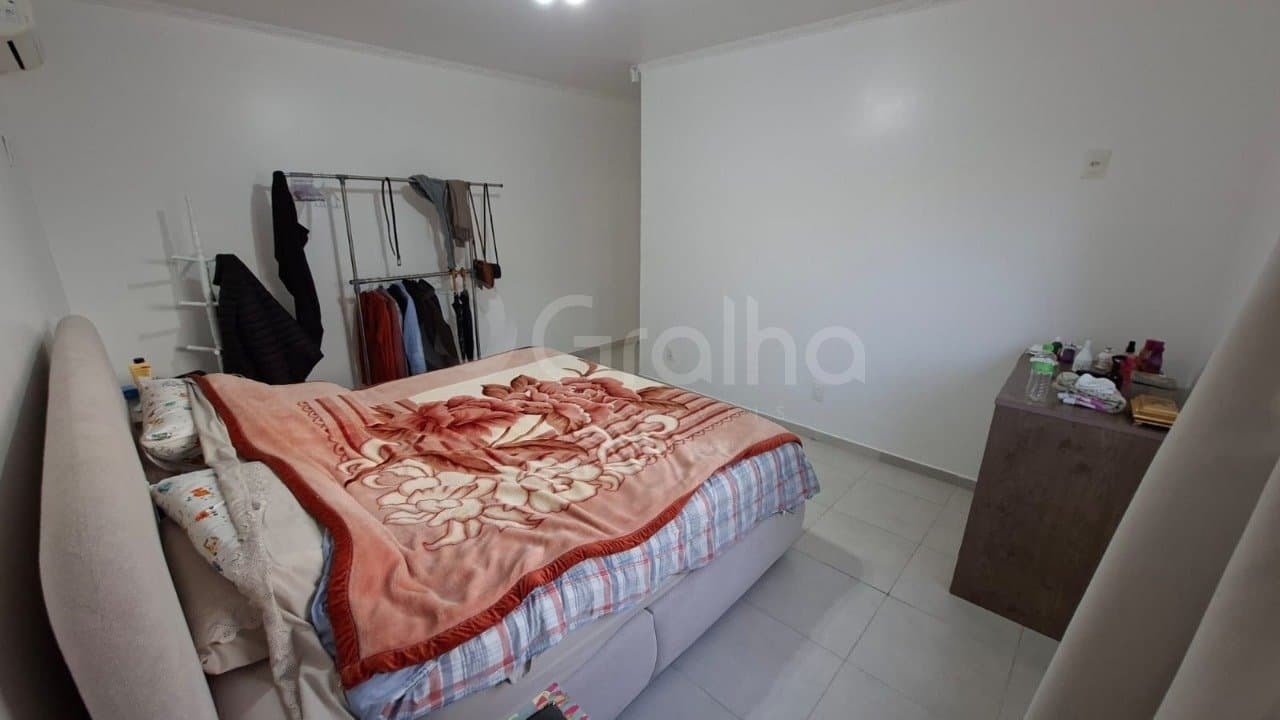 tn6h4f-ivr1Rj8W4A6Kg48s9_442336a58d121c88ee.jpg