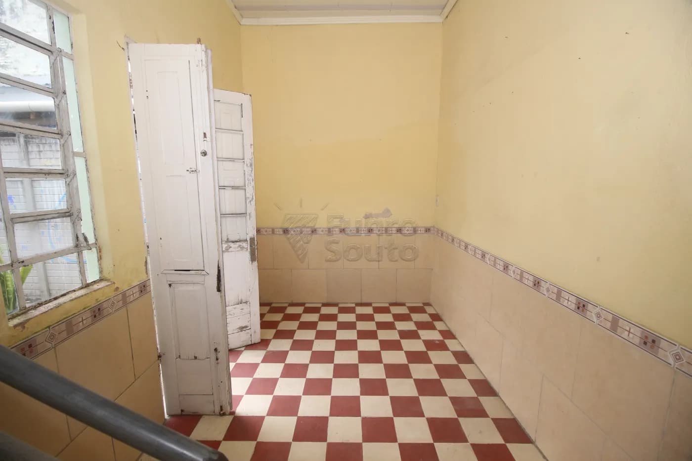 tqb3n5-pelotas-casa-padrao-centro-22-01-2025_00-24-35-29.webp