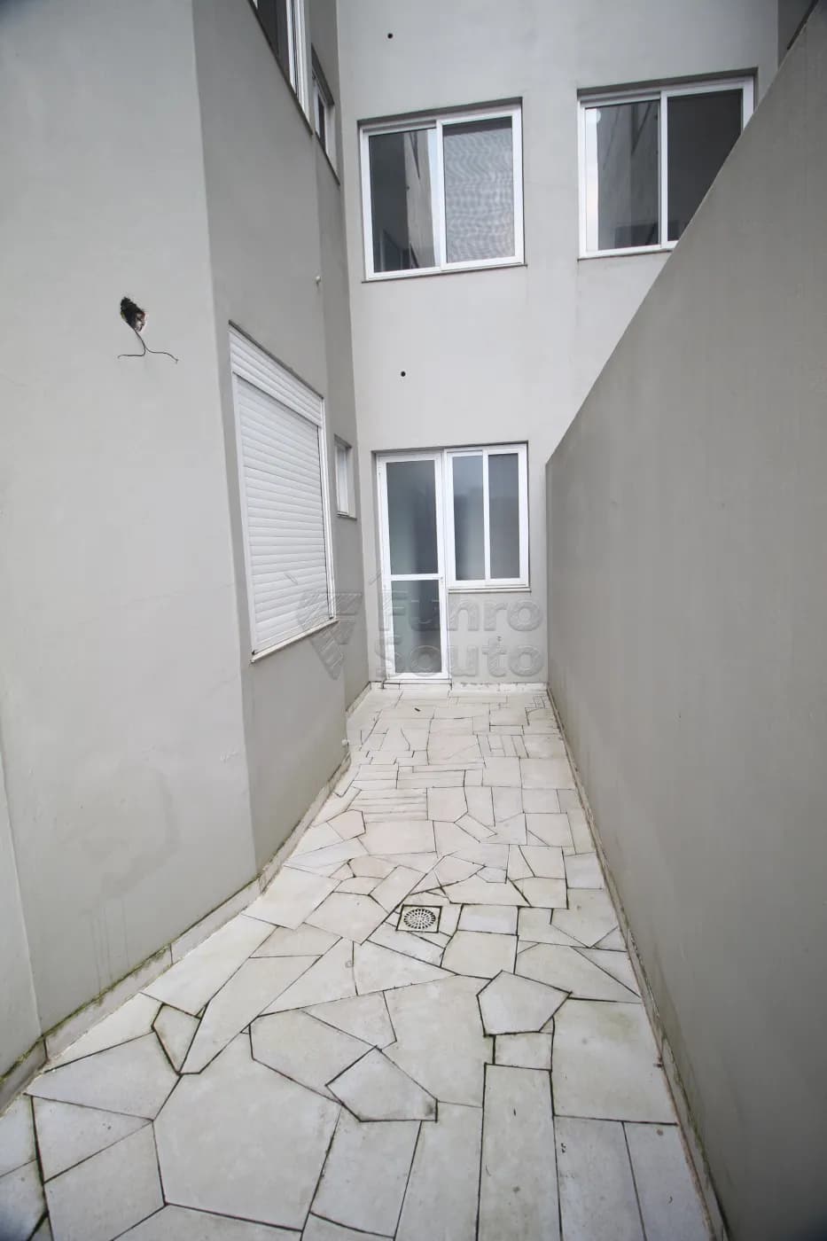 tseo0i-pelotas-apartamento-padrao-centro-29-08-2024_23-47-31-18.webp