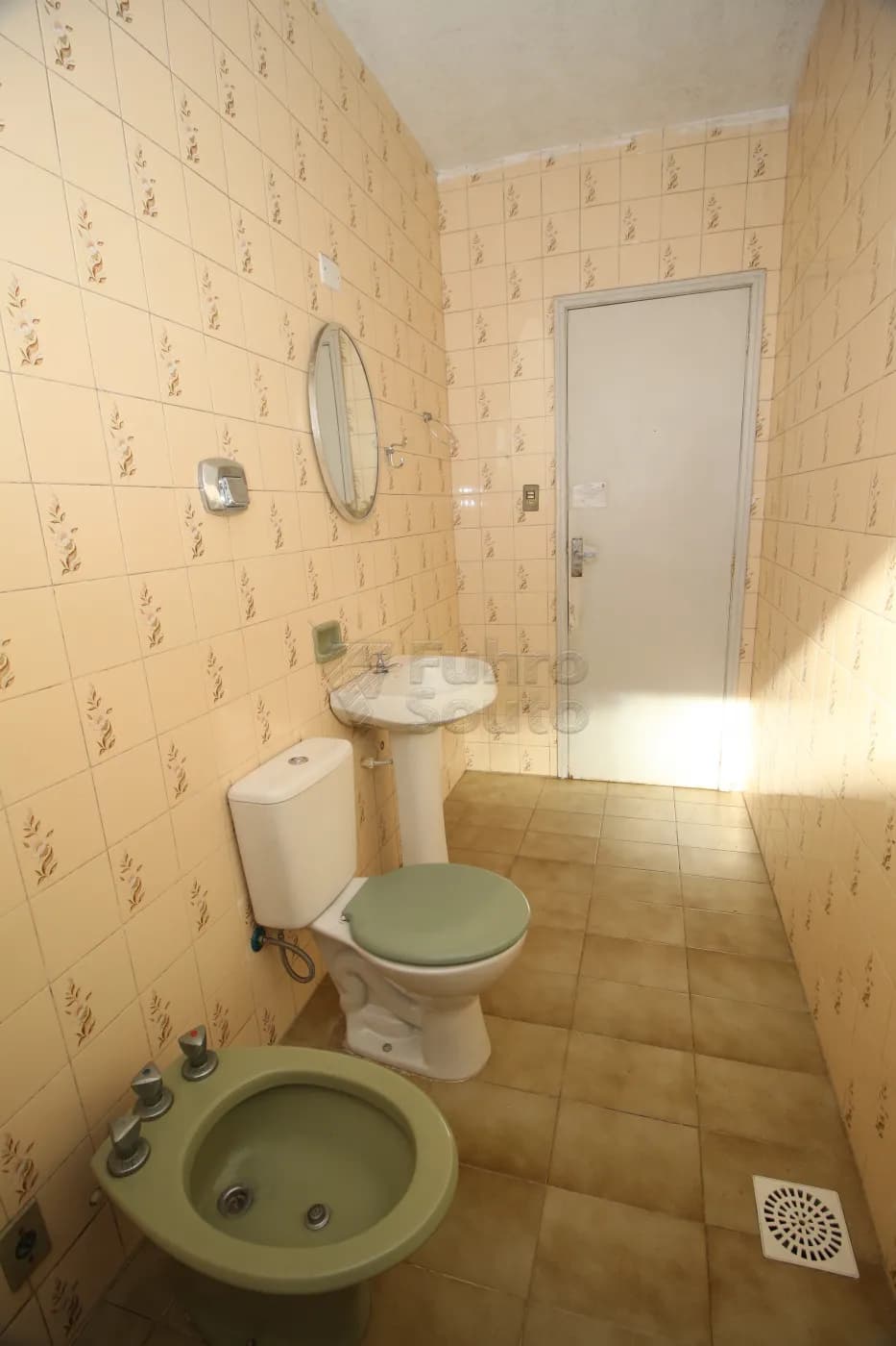 twlr2q-pelotas-apartamento-padrao-centro-15-08-2024_07-45-28-24.webp