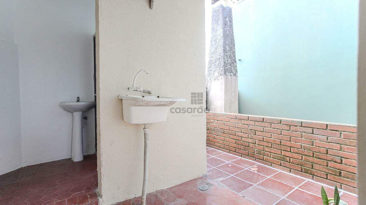tzxpl-casa-2-quartos-no-pelotas-area-de-servico.jpg