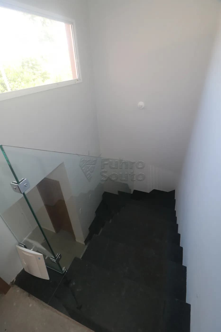 u1k2mr-pelotas-casa-padrao-laranjal-23-01-2026_00-58-09-6972f1d1b68fc.webp