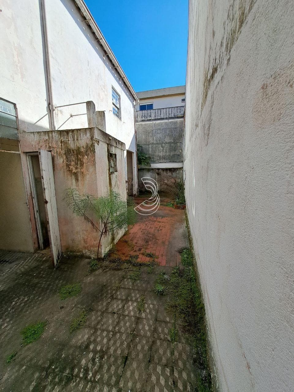 u21fg-i1K110o23dzEC8u_1170364cbb34933008_jA1NjczZTEwY2Vh_o_wm.jpg