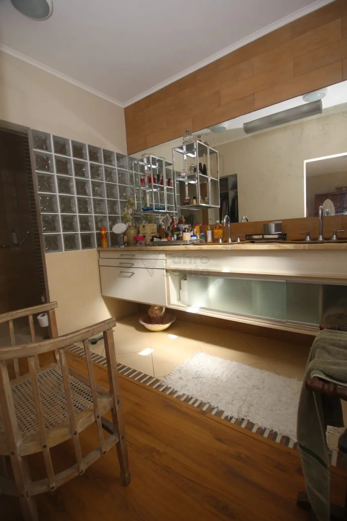 u37llr-pelotas-casa-padrao-centro-24-09-2025_11-32-58-20.webp
