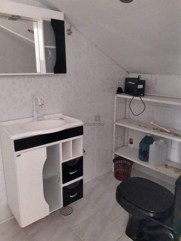 u3uwfj-casa-comercial-1-quarto-no-pelotas-banheiro-social-2.jpeg