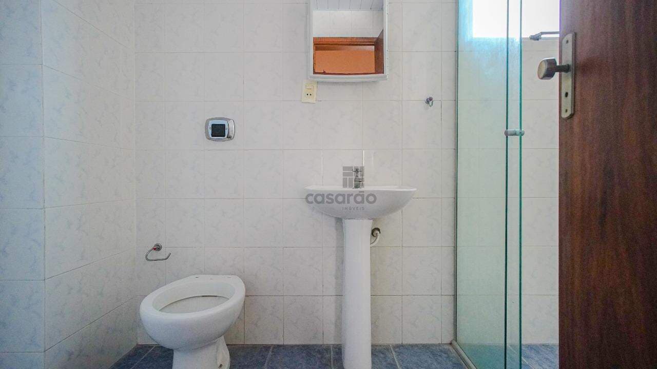 u4tro5-apartamento-3-quartos-no-pelotas-banheiro-suite.jpg