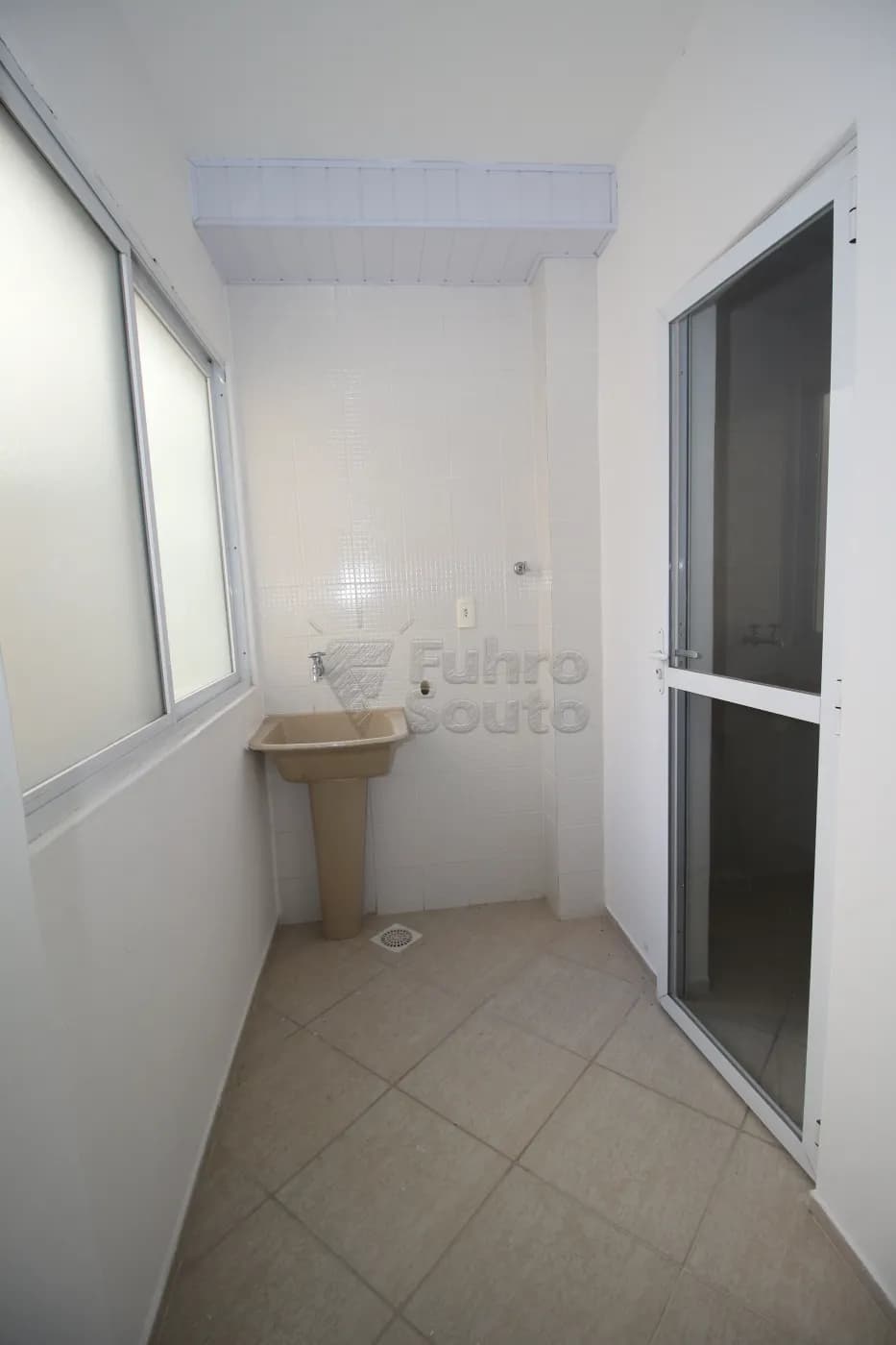 u5tu3r-pelotas-apartamento-padrao-centro-09-05-2024_19-48-43-17.webp