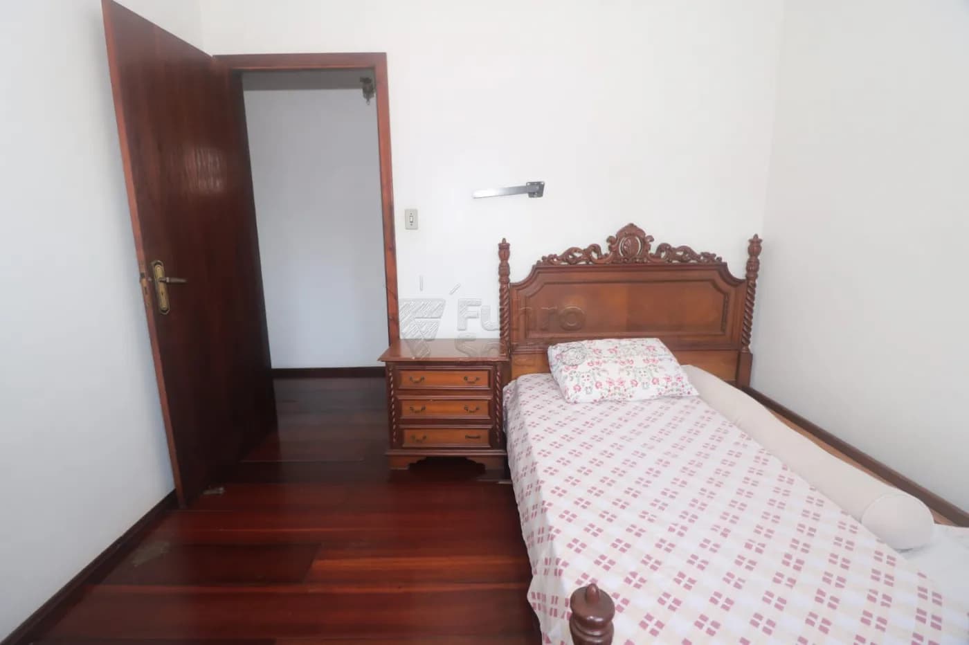 u6awxb-pelotas-casa-padrao-centro-26-03-2026_16-35-49-69c58a95ed99e.webp