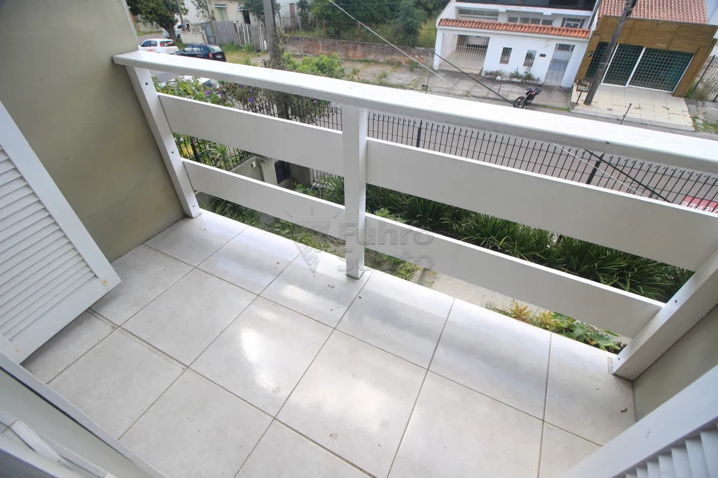 u8h6gl-pelotas-casa-padrao-centro-12-01-2025_03-34-49-38.webp