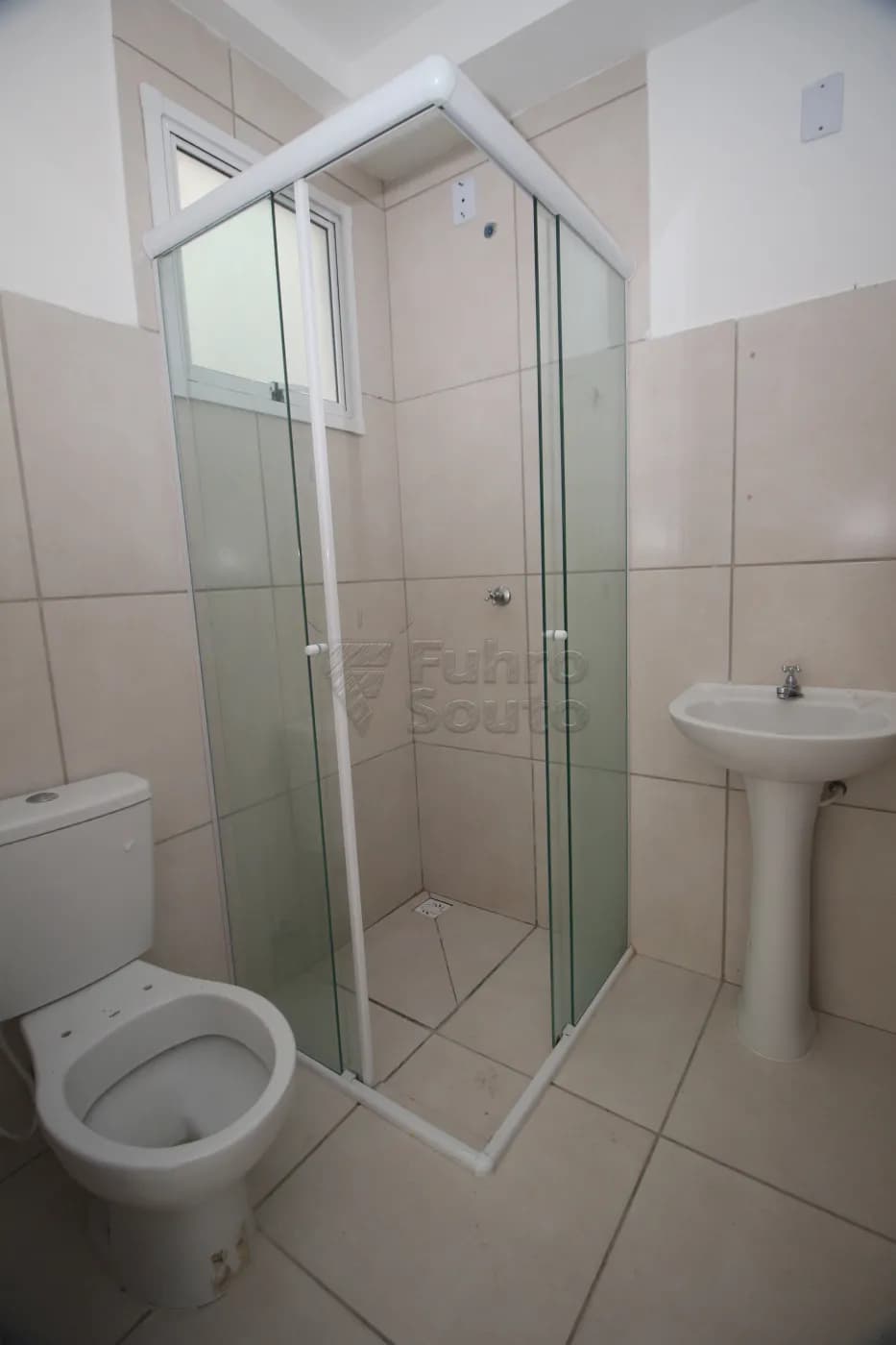 u8x1qn-pelotas-apartamento-padrao-centro-07-08-2024_23-53-59-18.webp