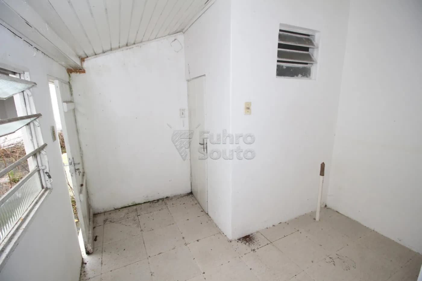 u9thx-pelotas-casa-padrao-centro-18-06-2024_16-06-15-24.webp
