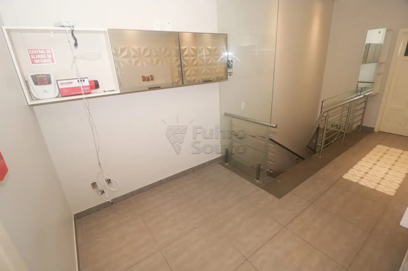 ua2ohi-pelotas-comercial-sala-fora-de-condominio-centro-12-03-2026_18-12-41-69b32c498b7f2.webp