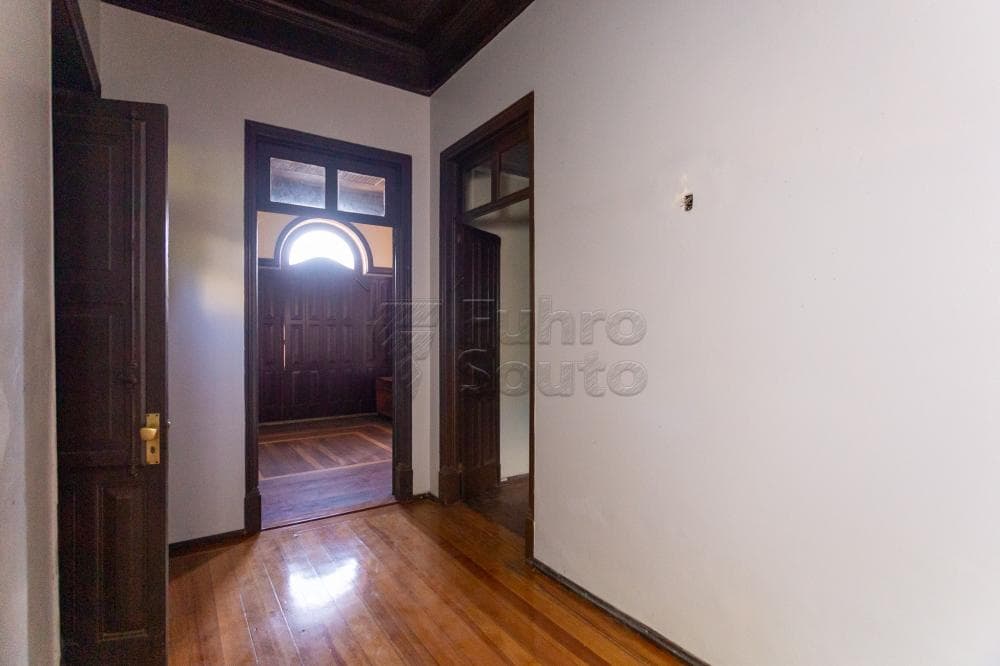 ua8xyr-pelotas-casa-padrao-centro-13-10-2022_10-58-13-24.jpg