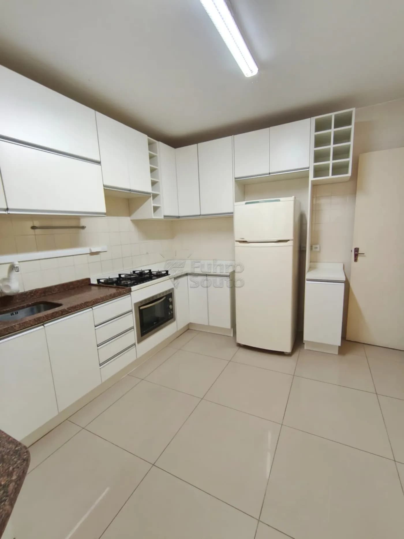 uc9e4w-pelotas-apartamento-padrao-centro-02-03-2026_10-25-03-69a58fafae137.webp