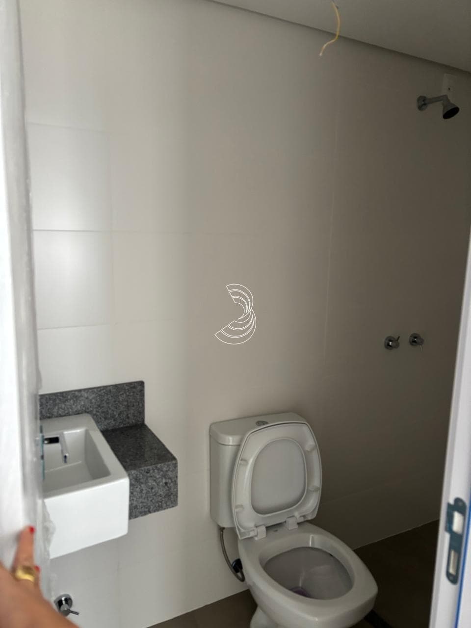 ufep8-i9v5U2t_6769684acc39ec766_DI3MzkwNGE1ZmQ2_o_wm.jpg