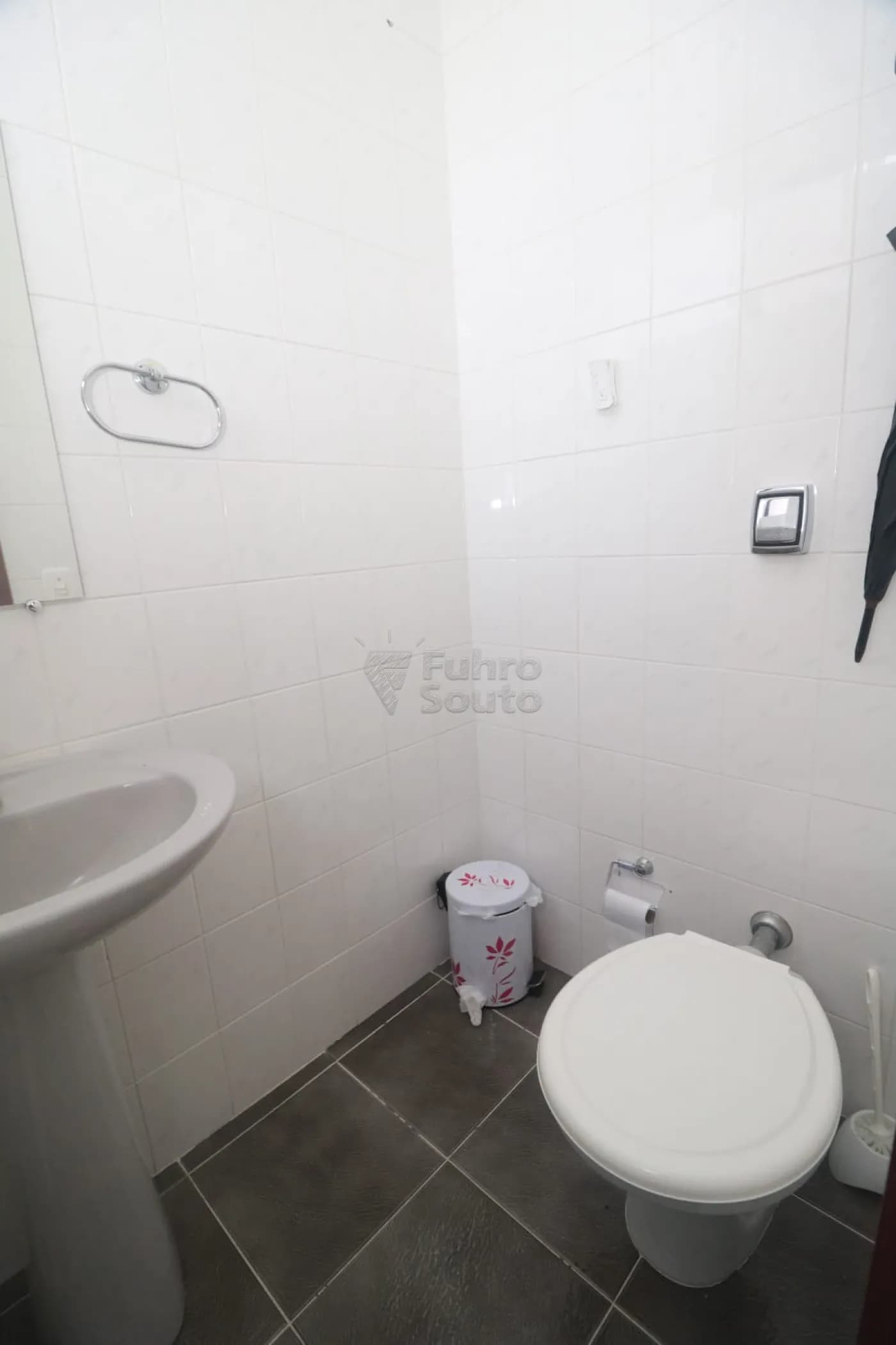 uvf2r-pelotas-comercial-loja-em-condominio-centro-20-05-2026_15-11-12-6a0df9401a9e4.webp