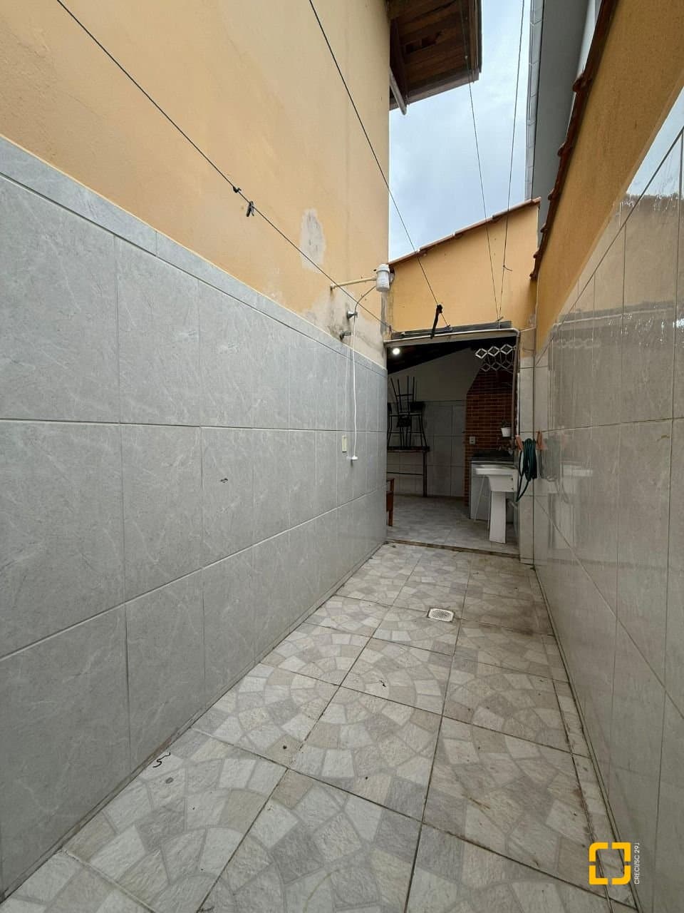 uxrk4e-i36143x56266Xo5grd5sZ_56113688eaf3119978.jpg