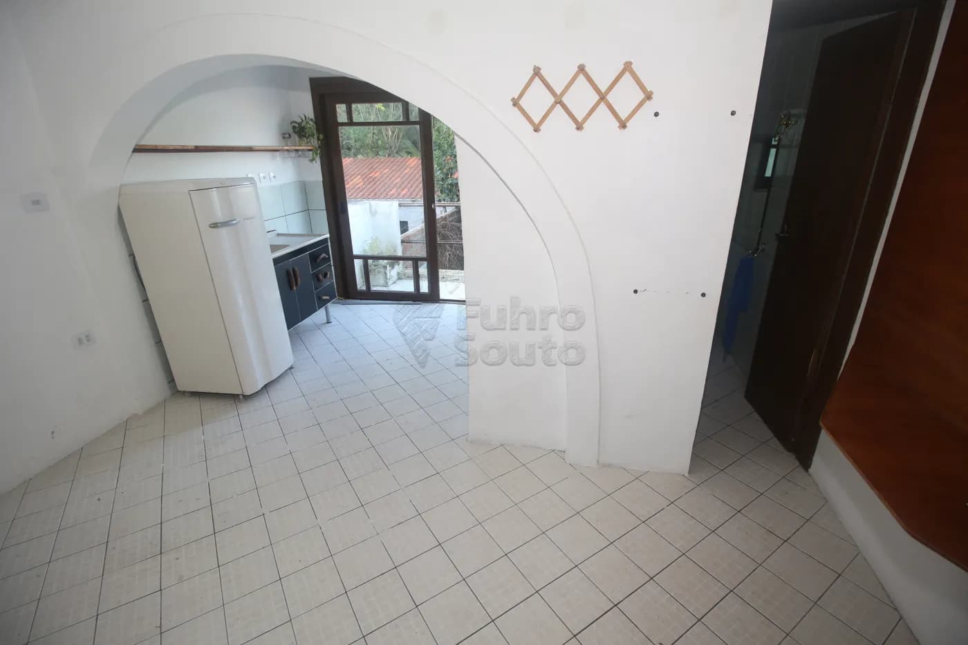 uyyft-pelotas-casa-padrao-centro-06-11-2025_00-55-02-33.webp