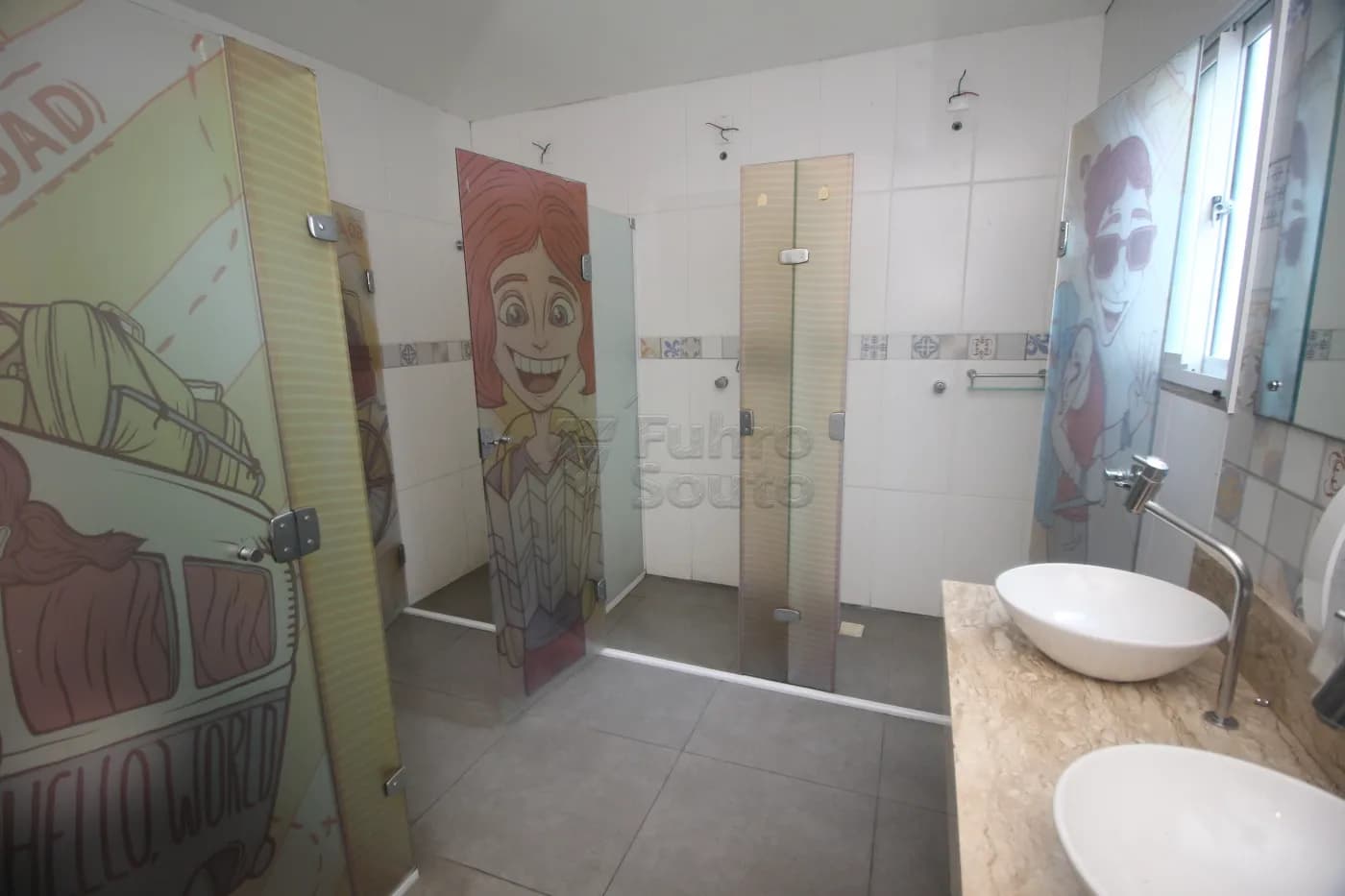 uztdzx-pelotas-comercial-casa-centro-20-02-2025_01-40-47-46.webp