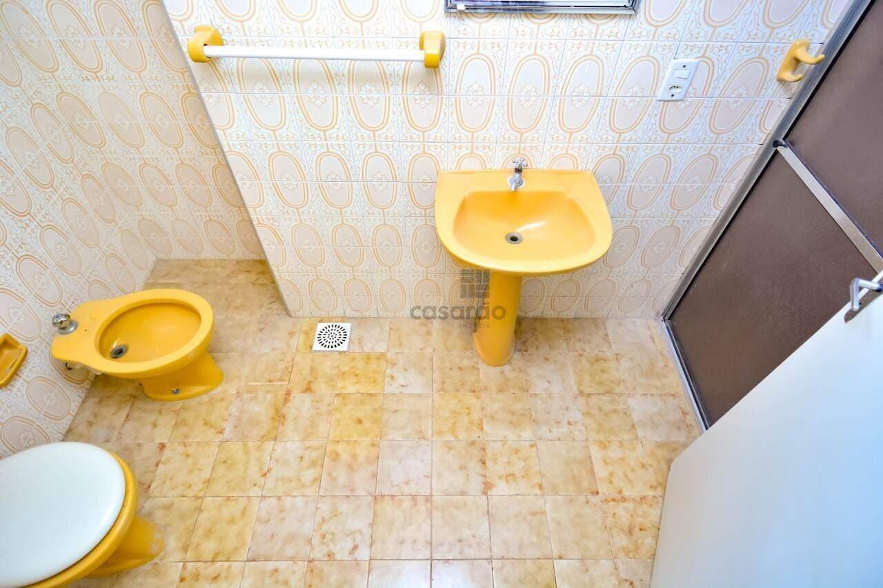 v0689t-apartamento-2-quartos-no-pelotas-banheiro-social.jpg