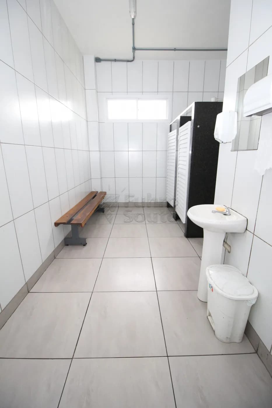 v0i3ls-pelotas-comercial-casa-fragata-20-12-2023_08-19-39-11.webp