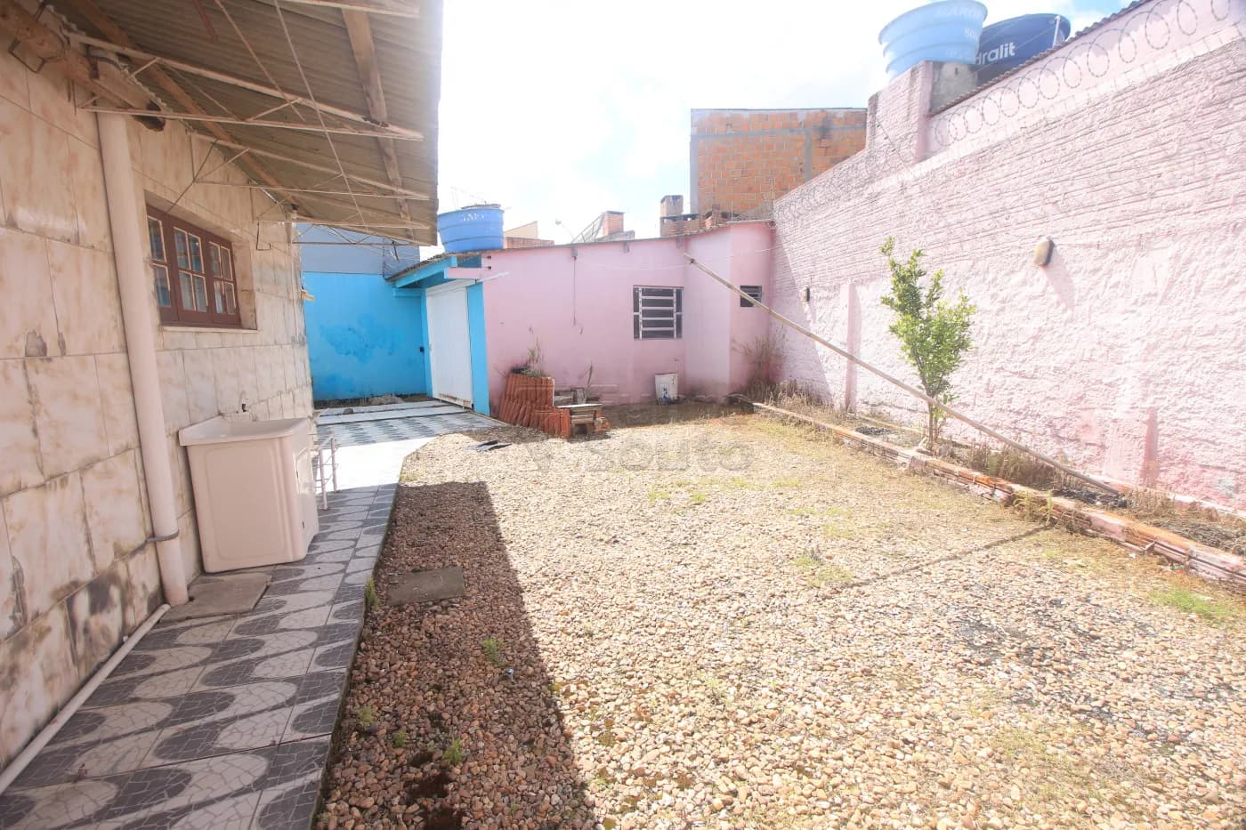v34oz9-pelotas-casa-padrao-sao-goncalo-15-10-2025_00-45-03-23.webp