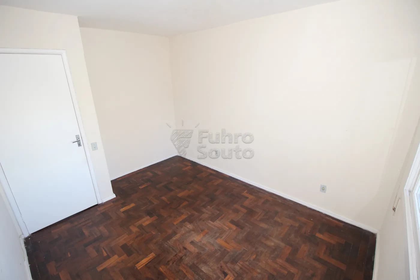 v3w9ln-pelotas-apartamento-padrao-centro-01-07-2024_20-27-38-13.webp