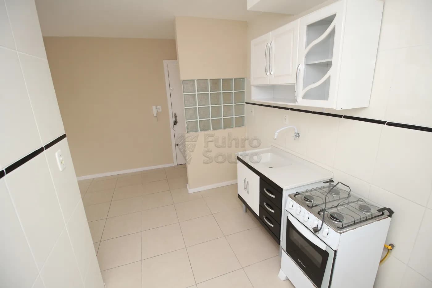 v8o3b-pelotas-apartamento-padrao-centro-05-07-2024_22-41-16-8.webp
