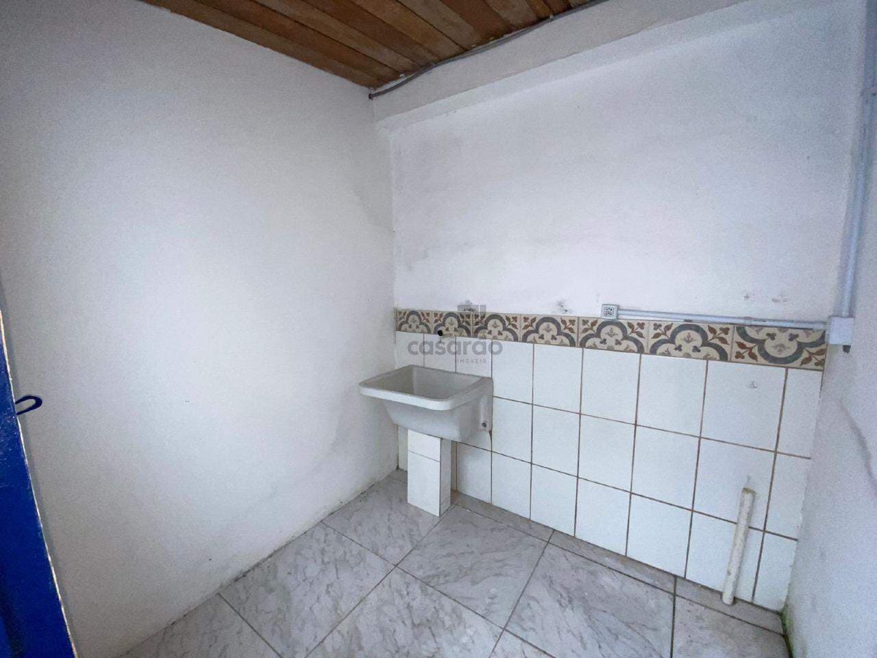 v8xuj6-casa-comercial-no-pelotas-area-de-servico.jpeg