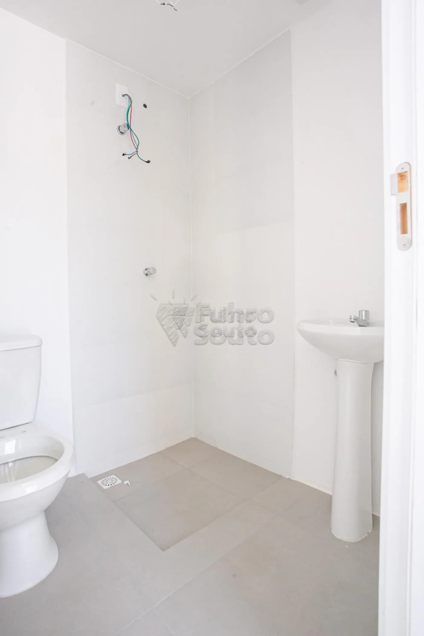 v9jico-pelotas-apartamento-loft-studio-centro-05-04-2025_11-31-35-5.webp